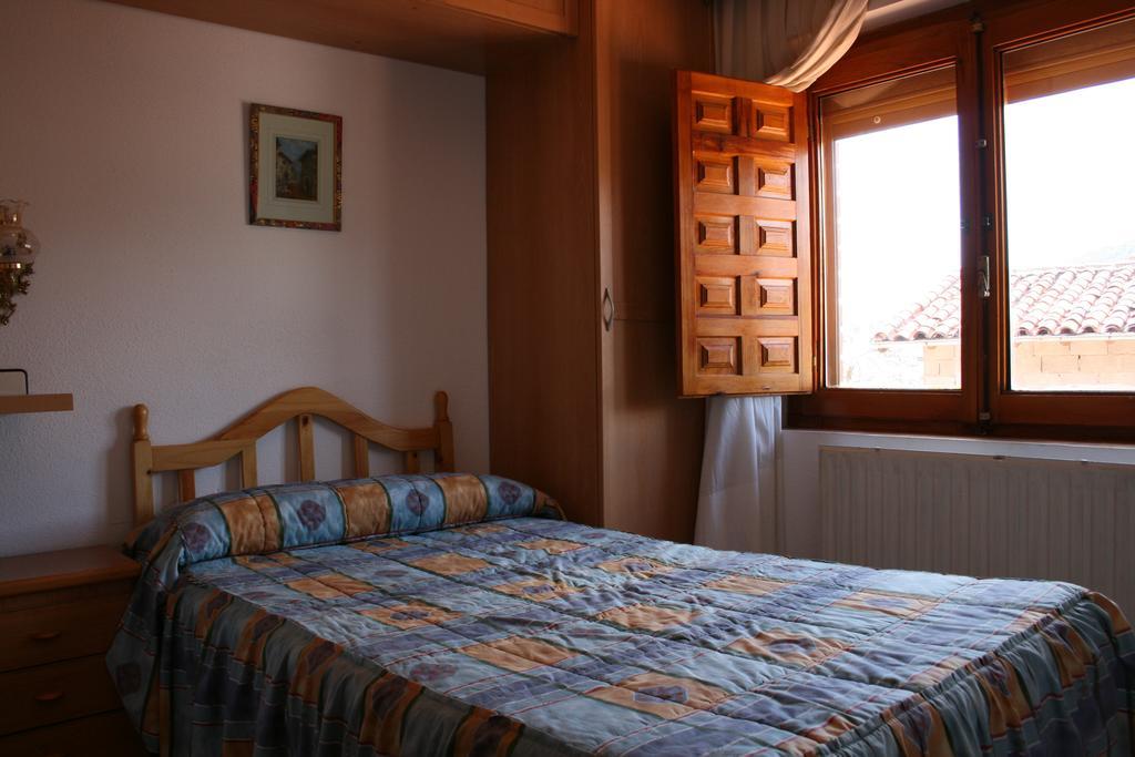 Hostal Visontium Vinuesa Luaran gambar